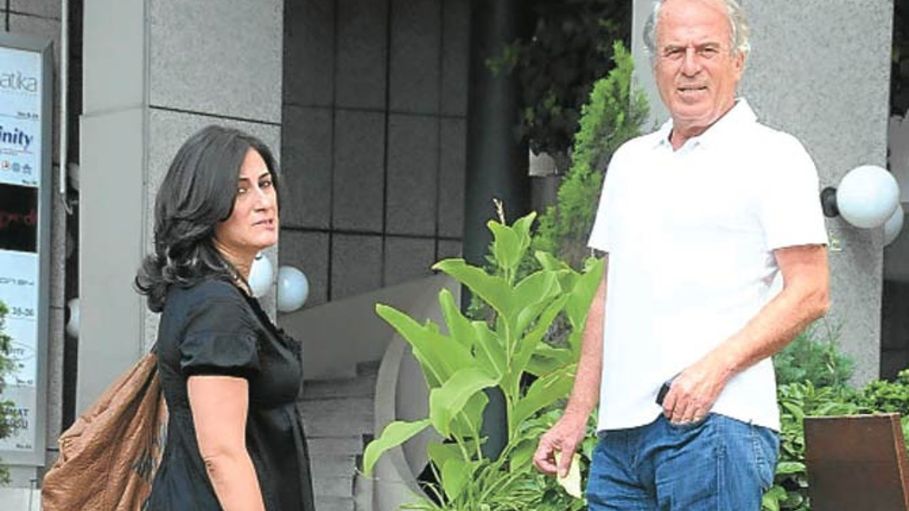 Mustafa Denizli boşanıyor mu?