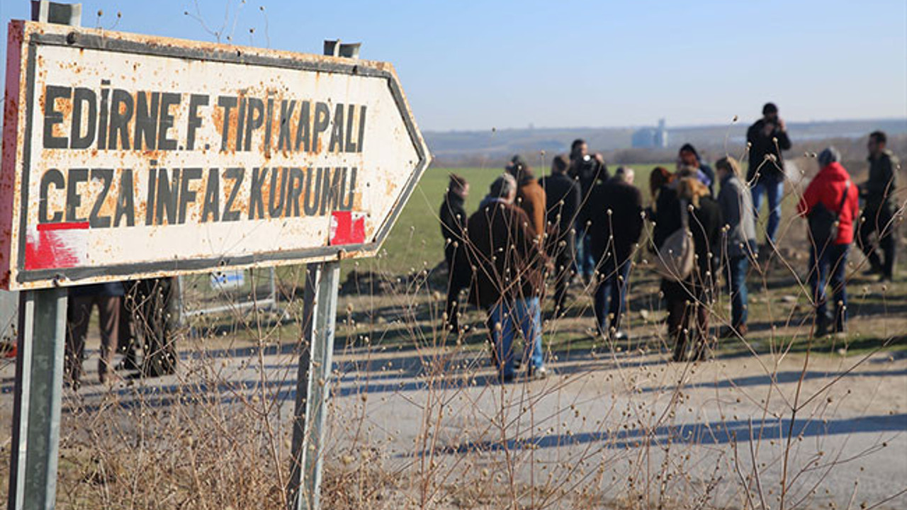 Siyasetçi görünümlü ajanlardan Demirtaş talebi (08 Aralık 2016)