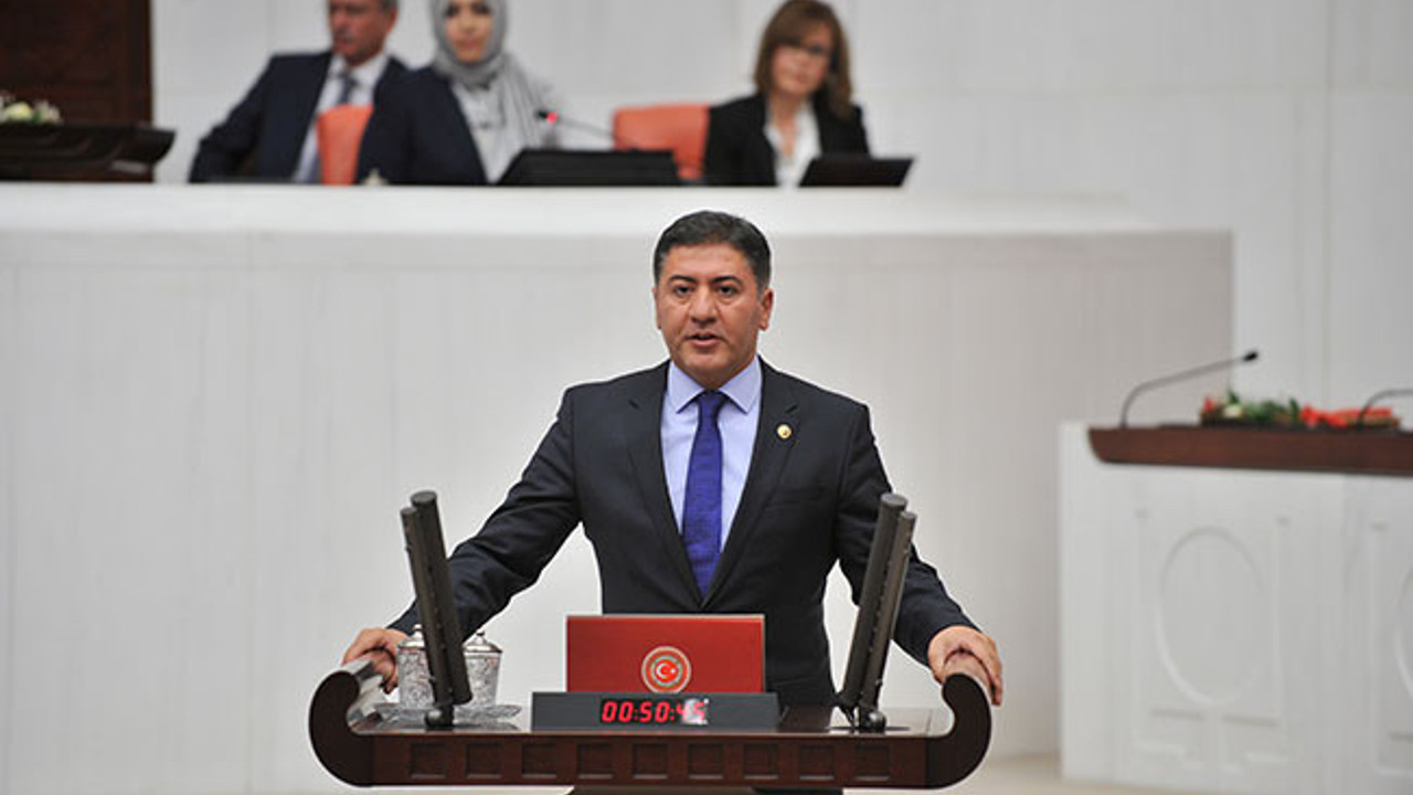 CHP'li Emir: "Islaklık MHP'li Parsak'ın gözyaşları olabilir"