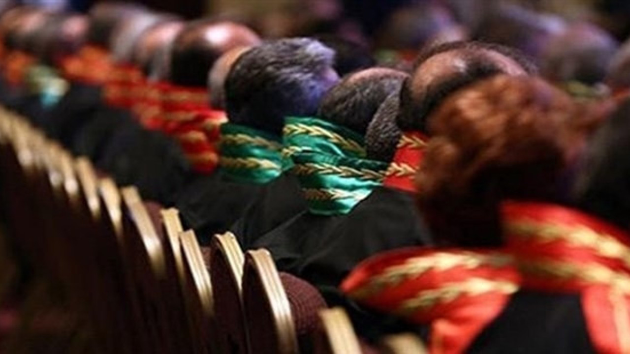 HSYK 7 hakim ve savcıyı daha açığa aldı