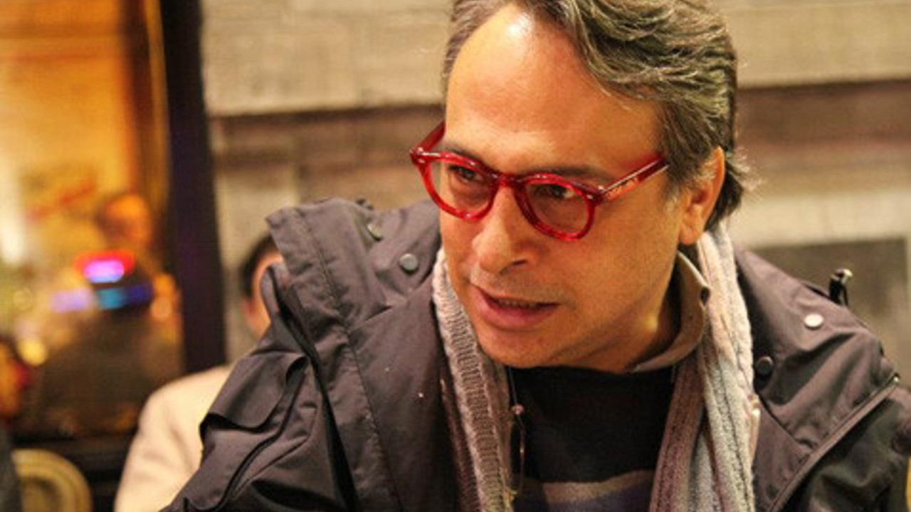 Millete küfreden yandaşa alkış, apronda linç!