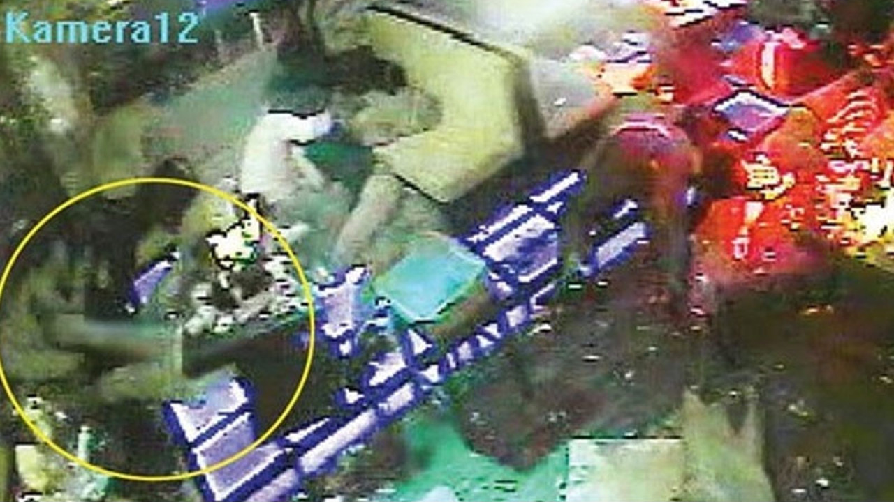 Reina'da saldırganı tekmeleyen konuştu