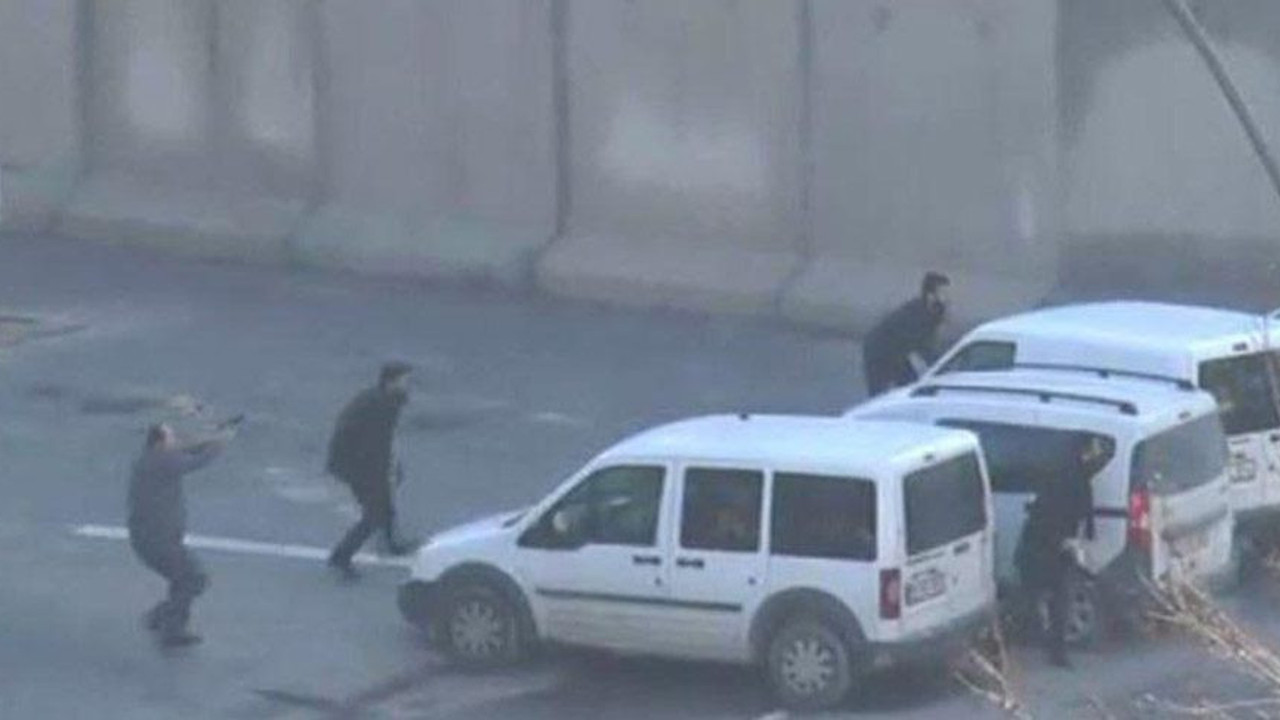 Gaziantep Emniyeti önünde çatışma