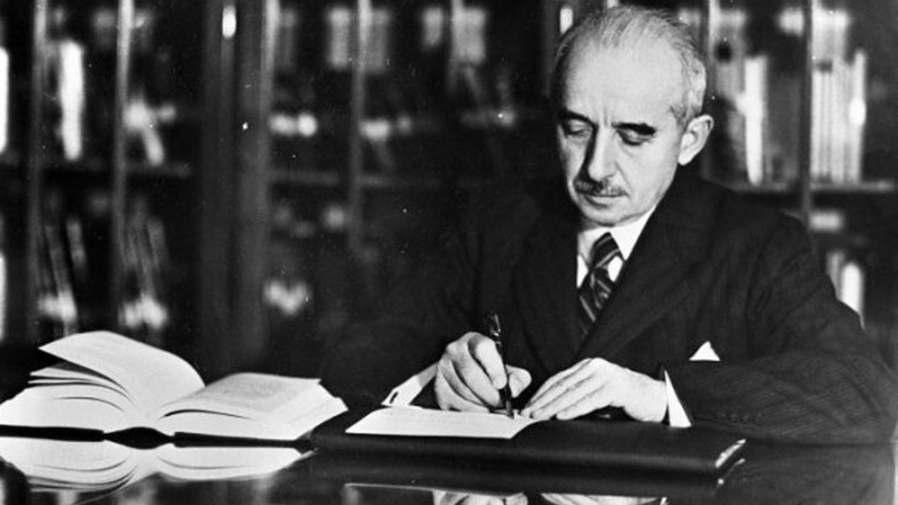 İsmet İnönü müfredattan kaldırıldı