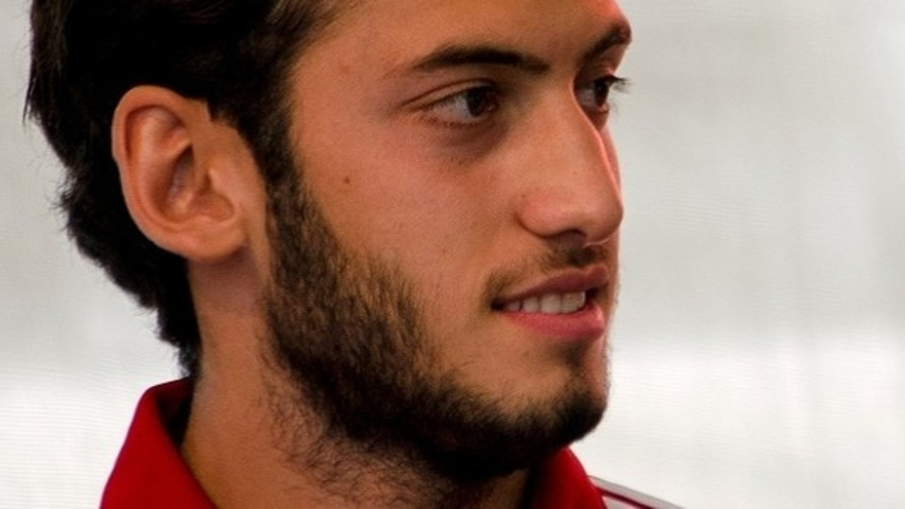 Çalhanoğlu'na men cezası