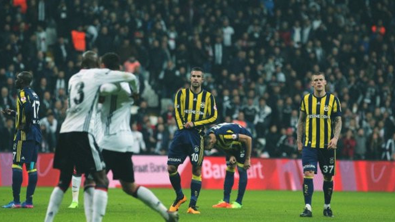 Van Persie kararı belli oldu