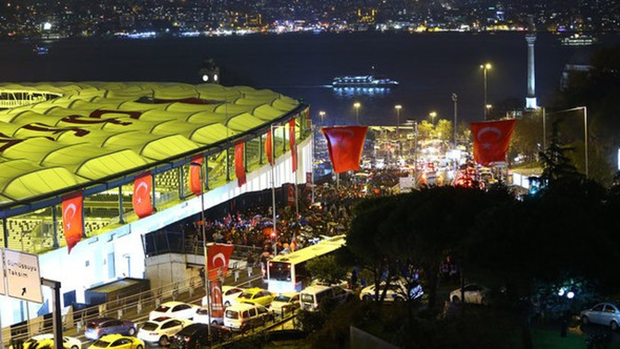 Derbi öncesi polisi alarma geçiren ikili