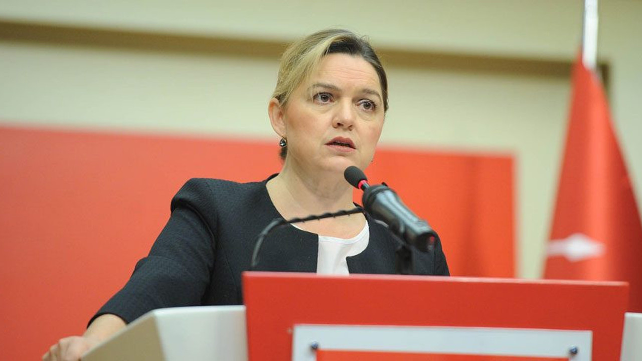 Böke'den, Başbakan'ın 'bozkurt' işaretine yorum