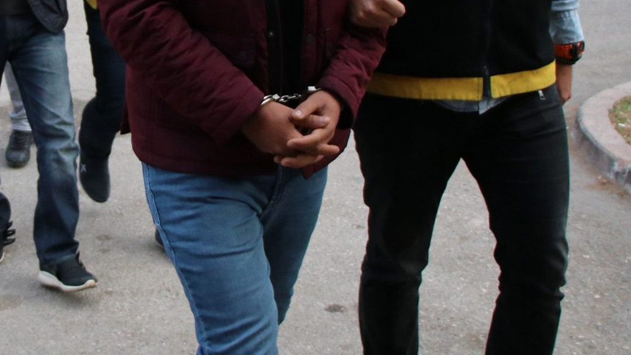 2 Vali Yardımcısı görevden uzaklaştırıldı