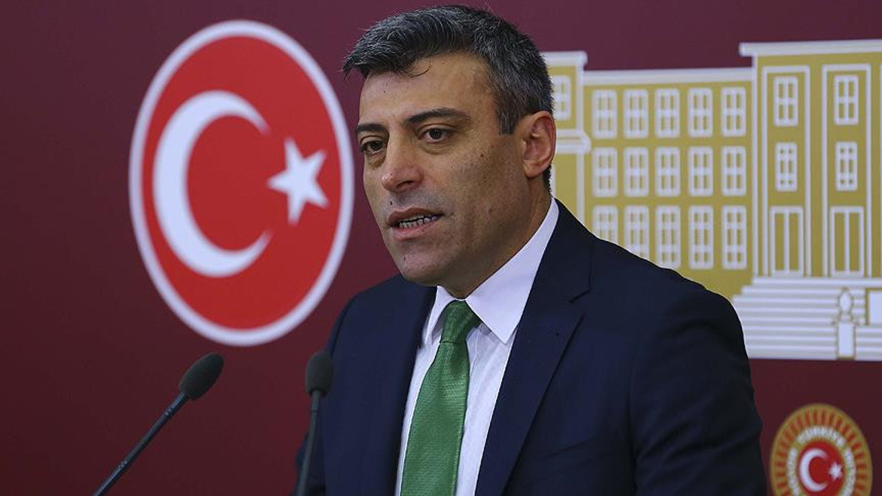 Yılmaz: Bayrak olayı Kürt seçmene mesaj!