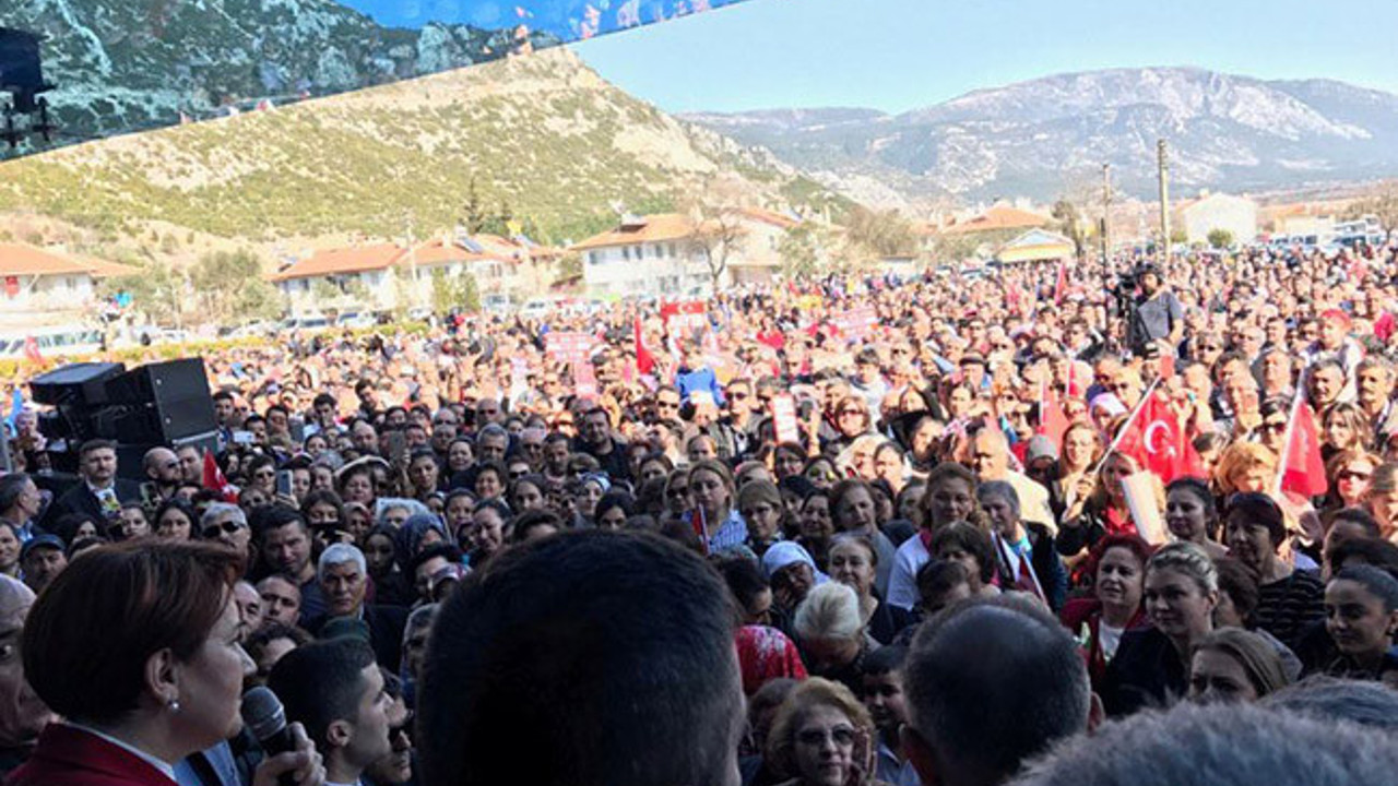 Akşener: Türkiye'den başka o paçavrayı asan ülke yok!