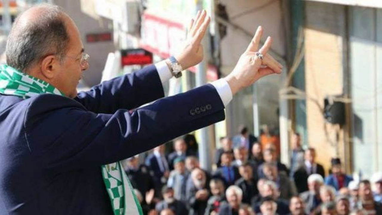 Bir 'bozkurt' da Sağlık Bakanı Akdağ'dan