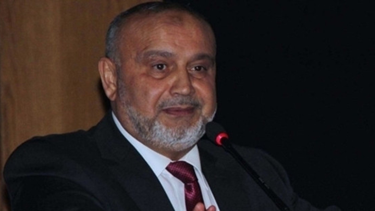 'Evet' hadisi var diyen yandaş yazardan, Atatürk'e hakaret