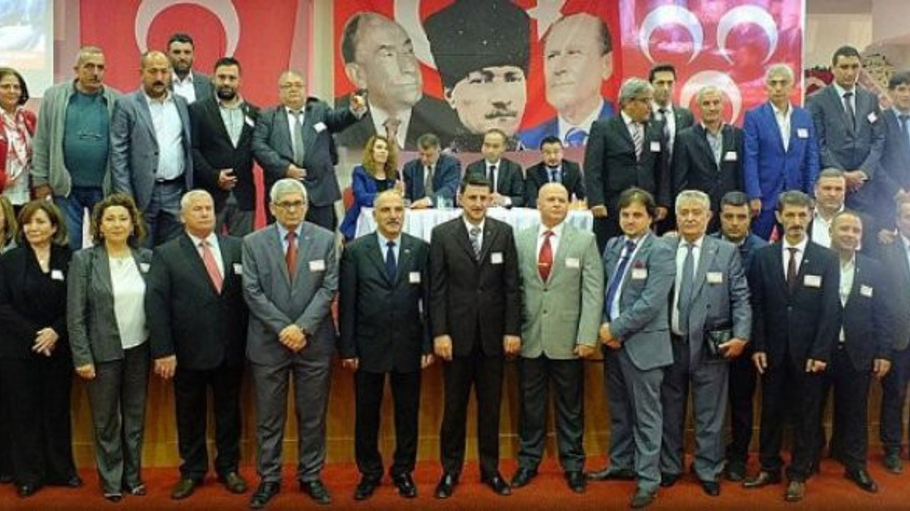 MHP Kuşadası İlçe Kongresinde AKP'li Başkanlar