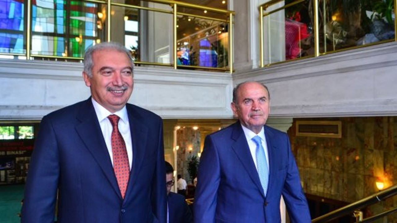 Kadir Topbaş: "İlahiyat eğitimi aldım, FETÖ'cü olamayız"