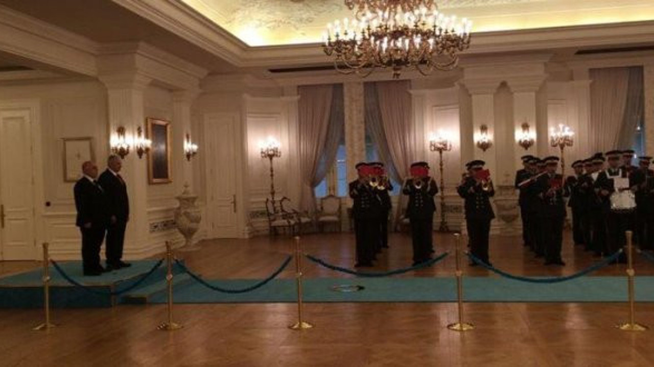 İbadi'nin karşılanmasında Çankaya'da bir ilk