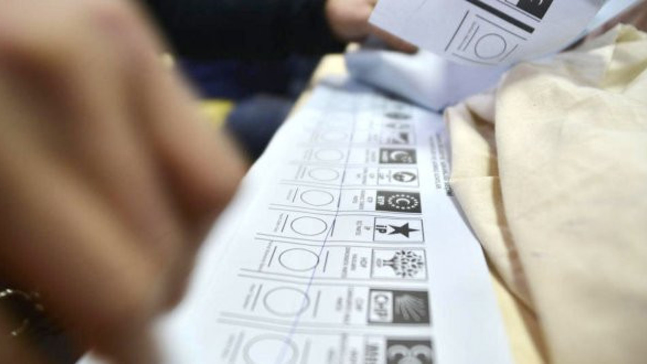 Oy pusulalarına Erdoğan karar verecek