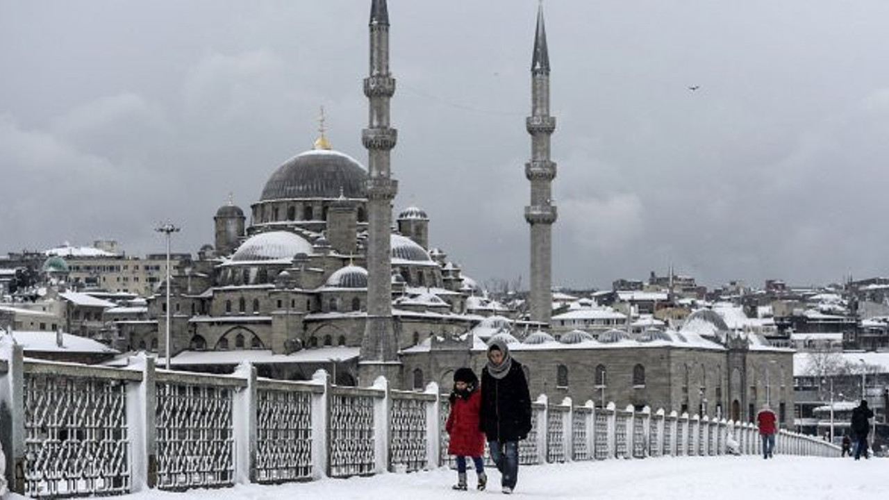 İstanbul'a ilk kar ne zaman yağacak? (15 Kasım 2017)