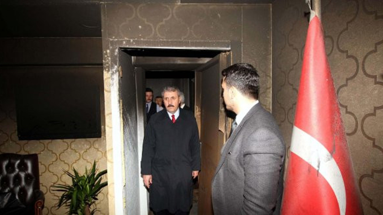 Destici'nin odasında önce patlama sonra yangın