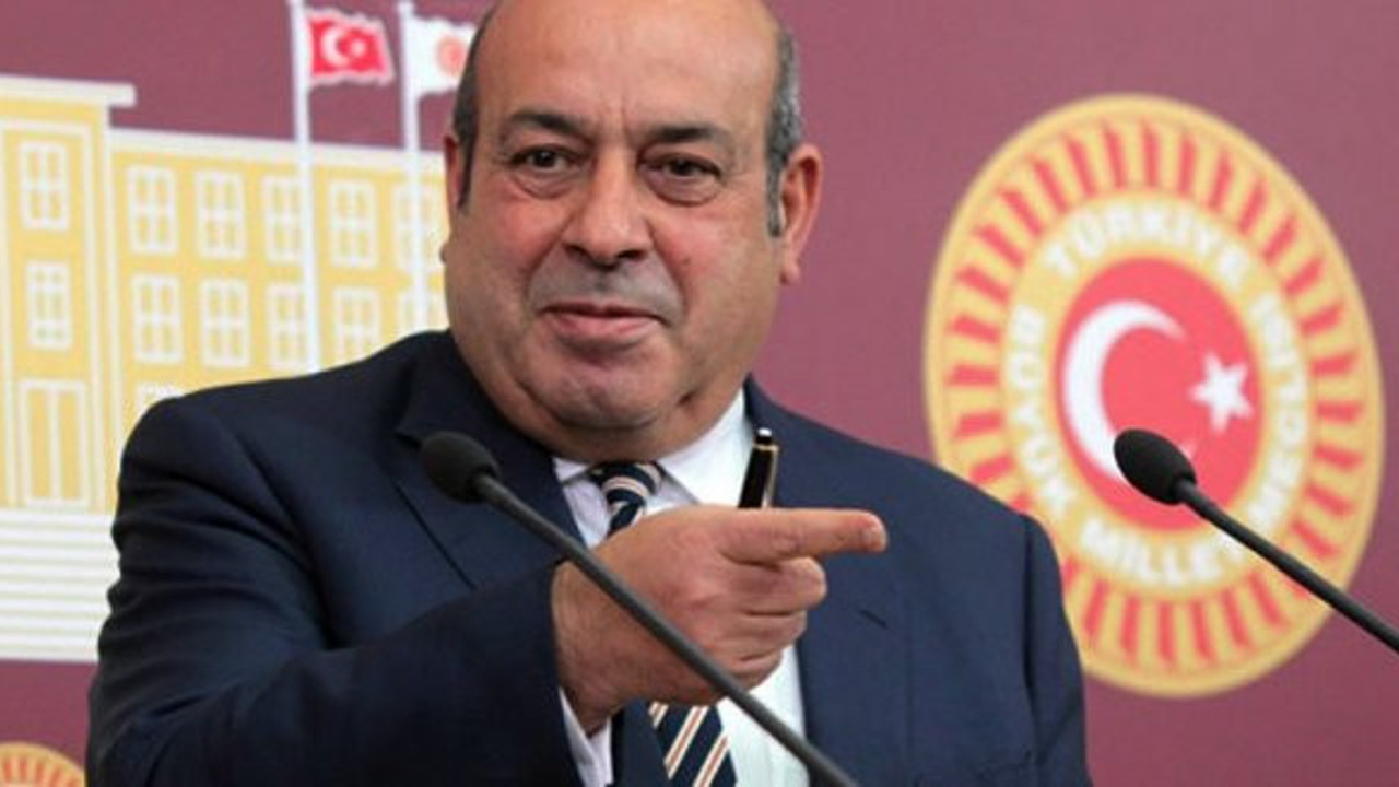 'Irkçı' Hasip Kaplan siyaseti bıraktı