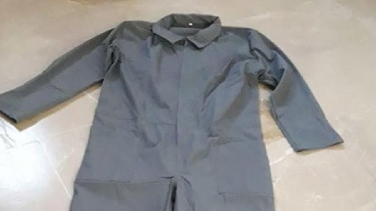 Tek tip kıyafetler gün yüzüne çıktı