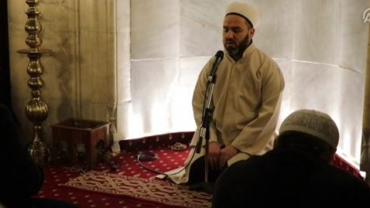 Camilerde Fetih Suresi okundu