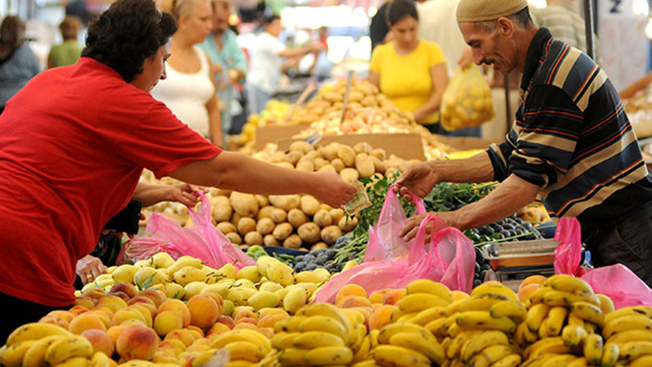 Enflasyon yüzde 12,15'e yükseldi.
