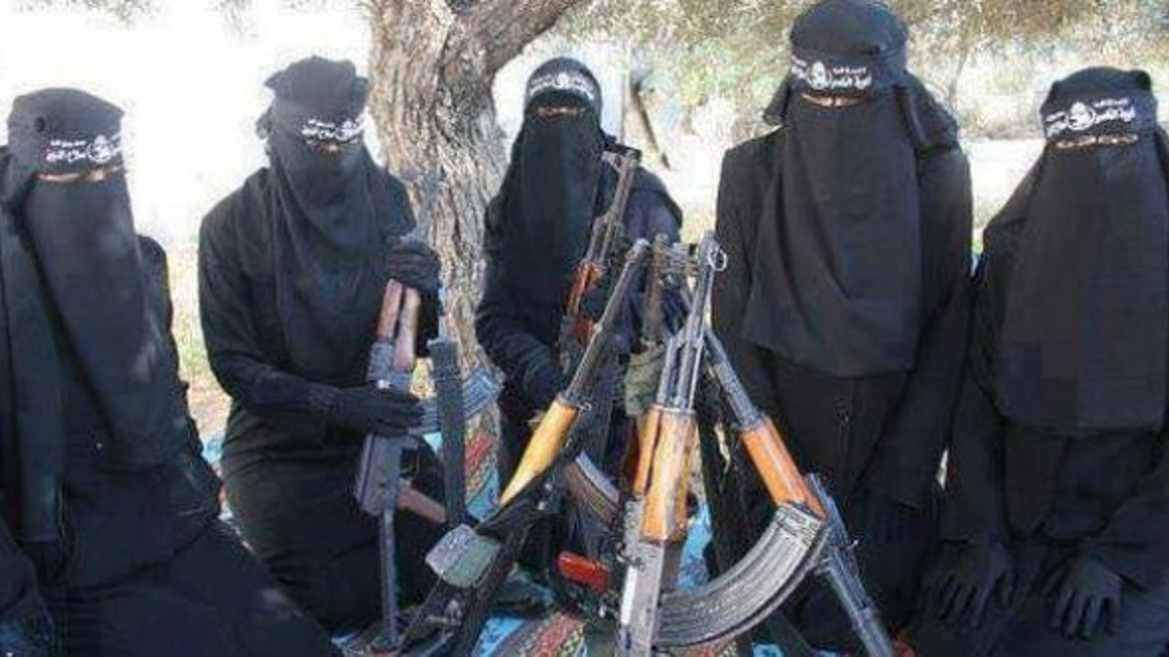 IŞİD'çiler kadın kılığında Türkiye'ye kaçıyor iddiası