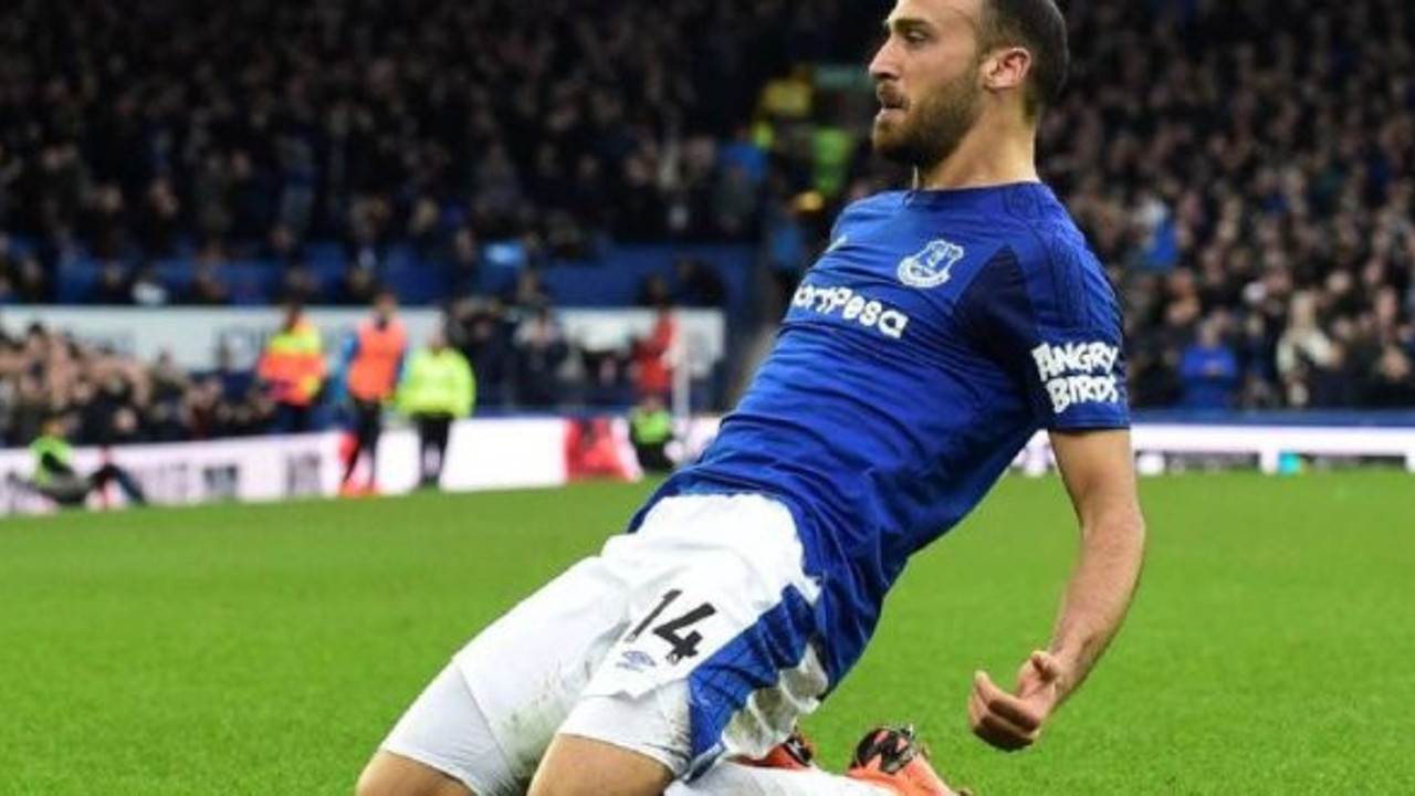 Cenk Tosun, Rooney'in görevini devraldı
