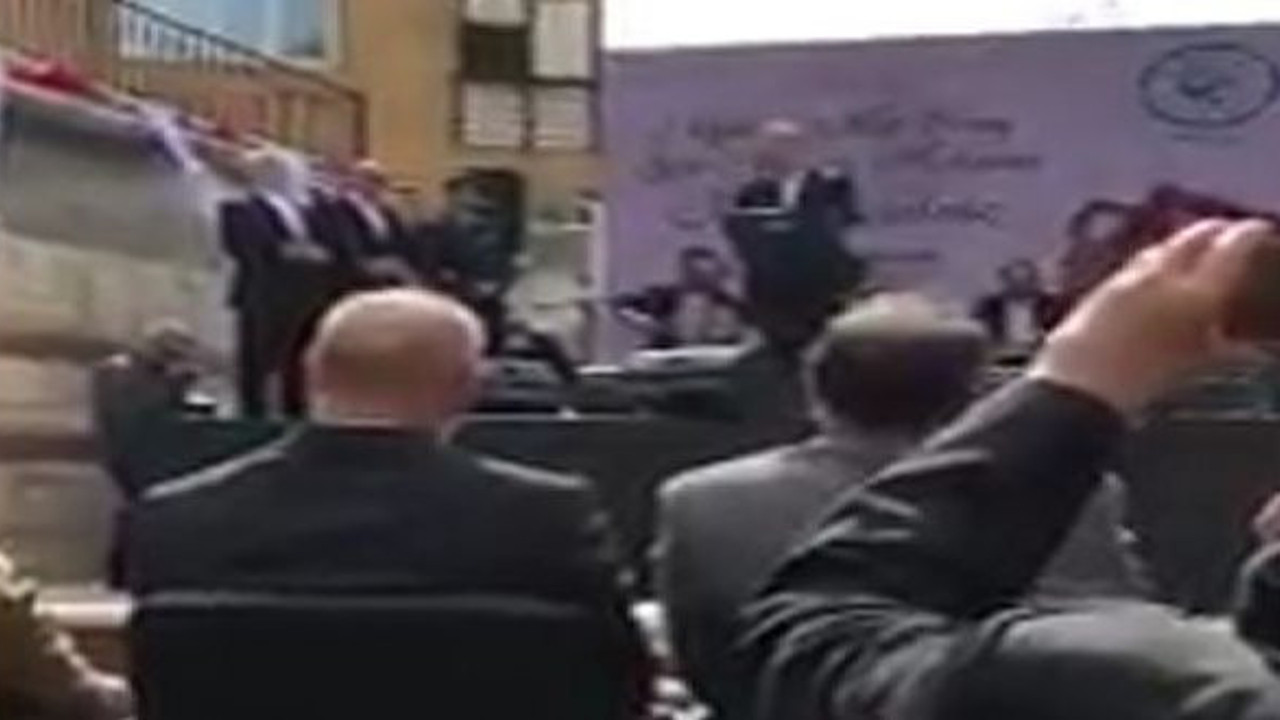 İstiklal Marşı'nı ilahi gibi okudular