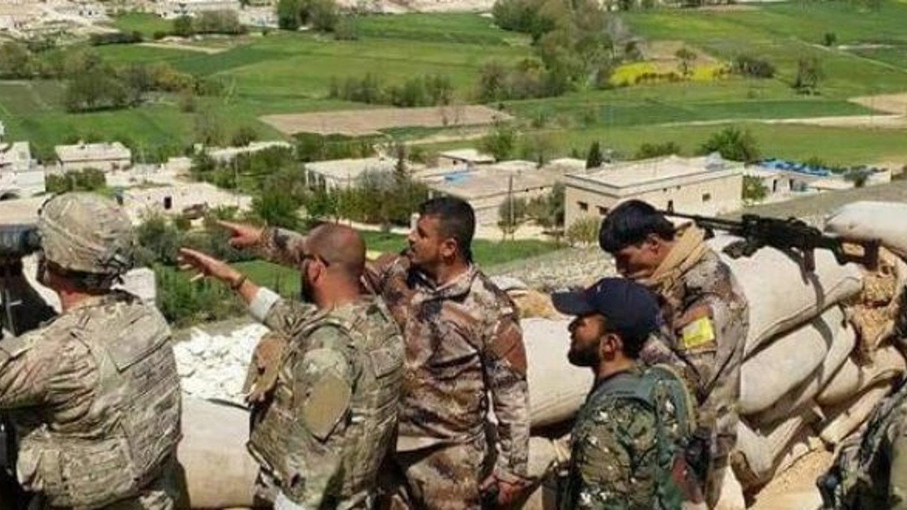 ABD'li askerler YPG ile Türk askerini inceledi