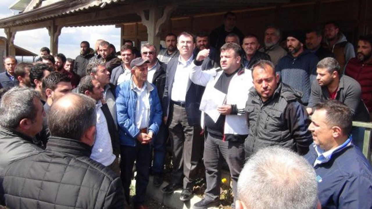 Kamyoncular kontak kapattı