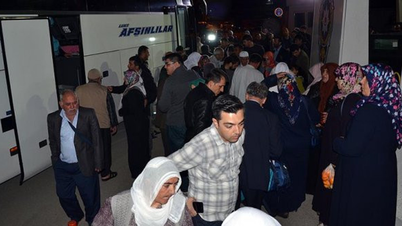 Umre diye yola çıkıp, Balıklıgöl'ü gezdirdiler!