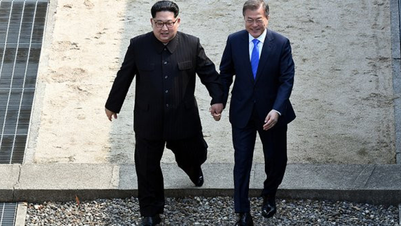 Kuzey ve Güney Kore Liderlerinden tarihi görüşme
