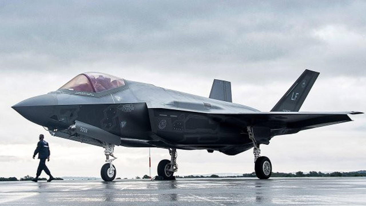 Mattis'e mektup "Türkiye'ye F-35 teslimatını durdurun"