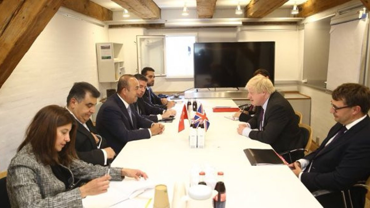 Çavuşoğlu: "Birleşik Krallık ile işbirliğimiz en üst noktada"