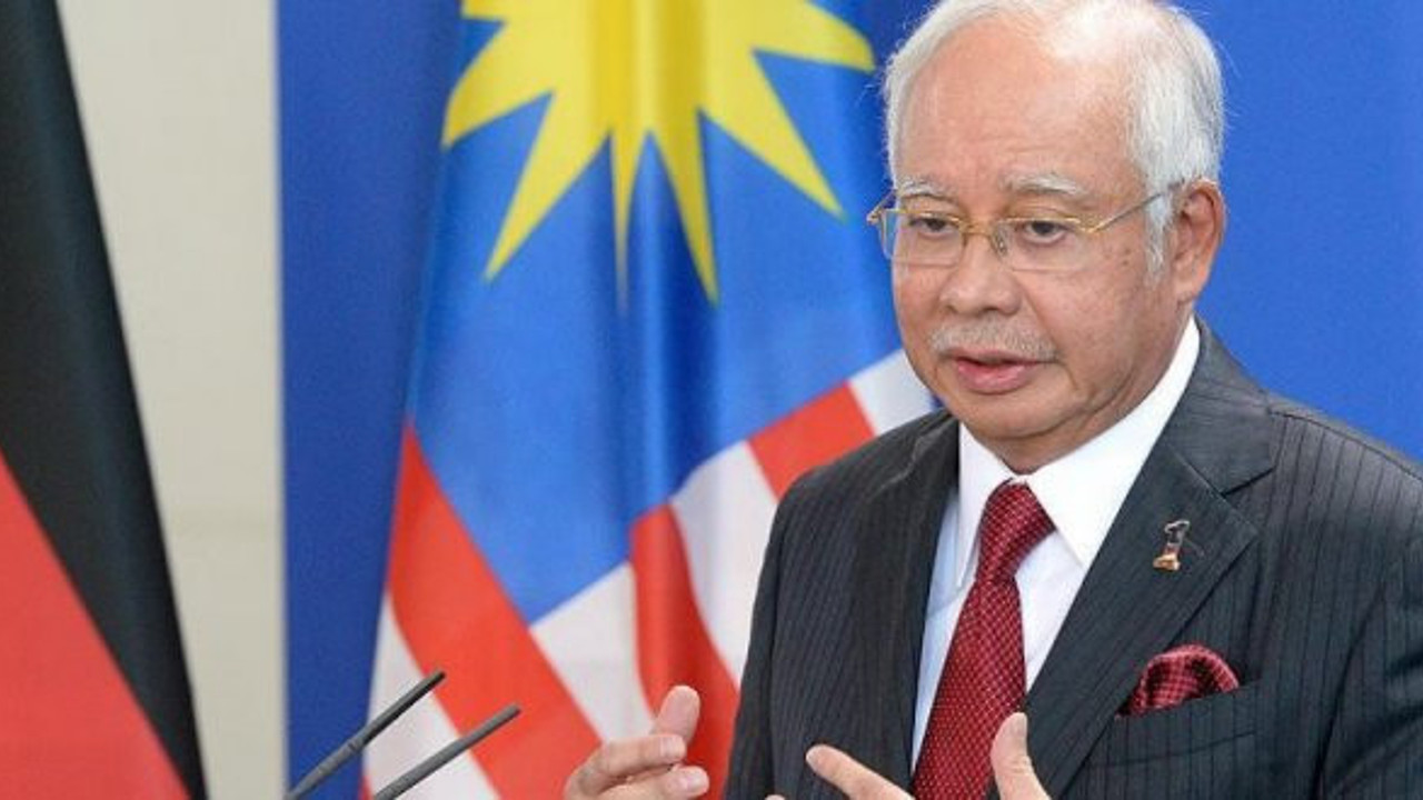 Eski Malezya Başbakanı gözaltında