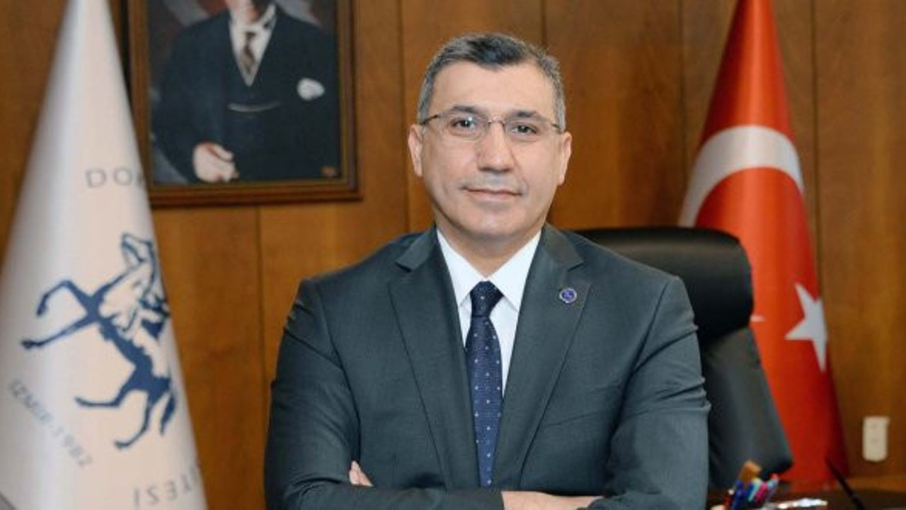 DEÜ eski Rektörü ihraç edildi