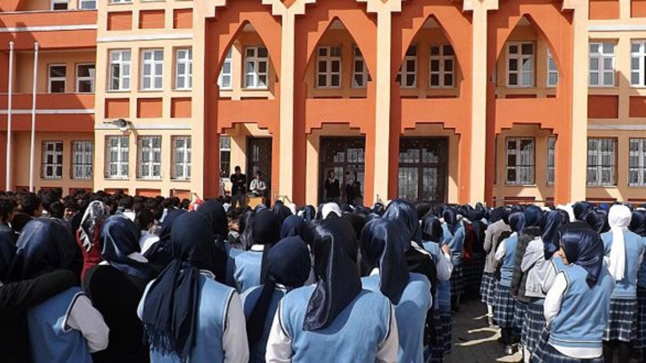 MEB'de imam haptiplere büyük pay