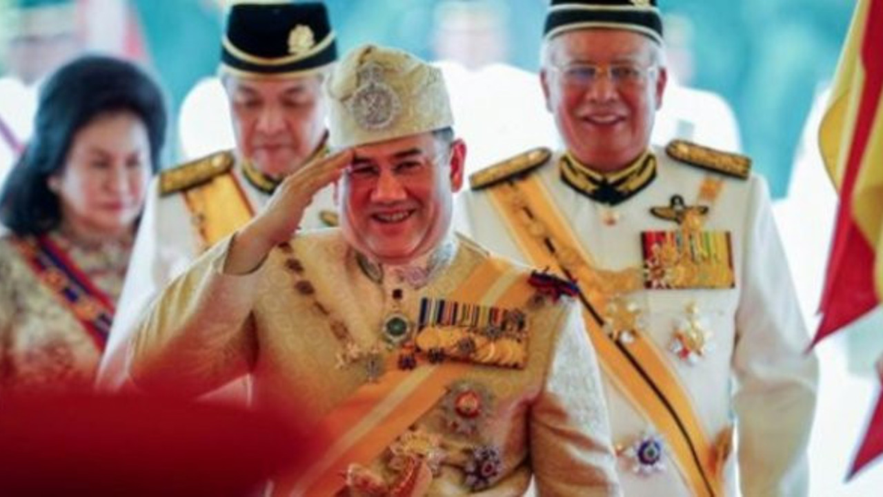 Dış borcu ödemek için doğum günü partisini iptal etti