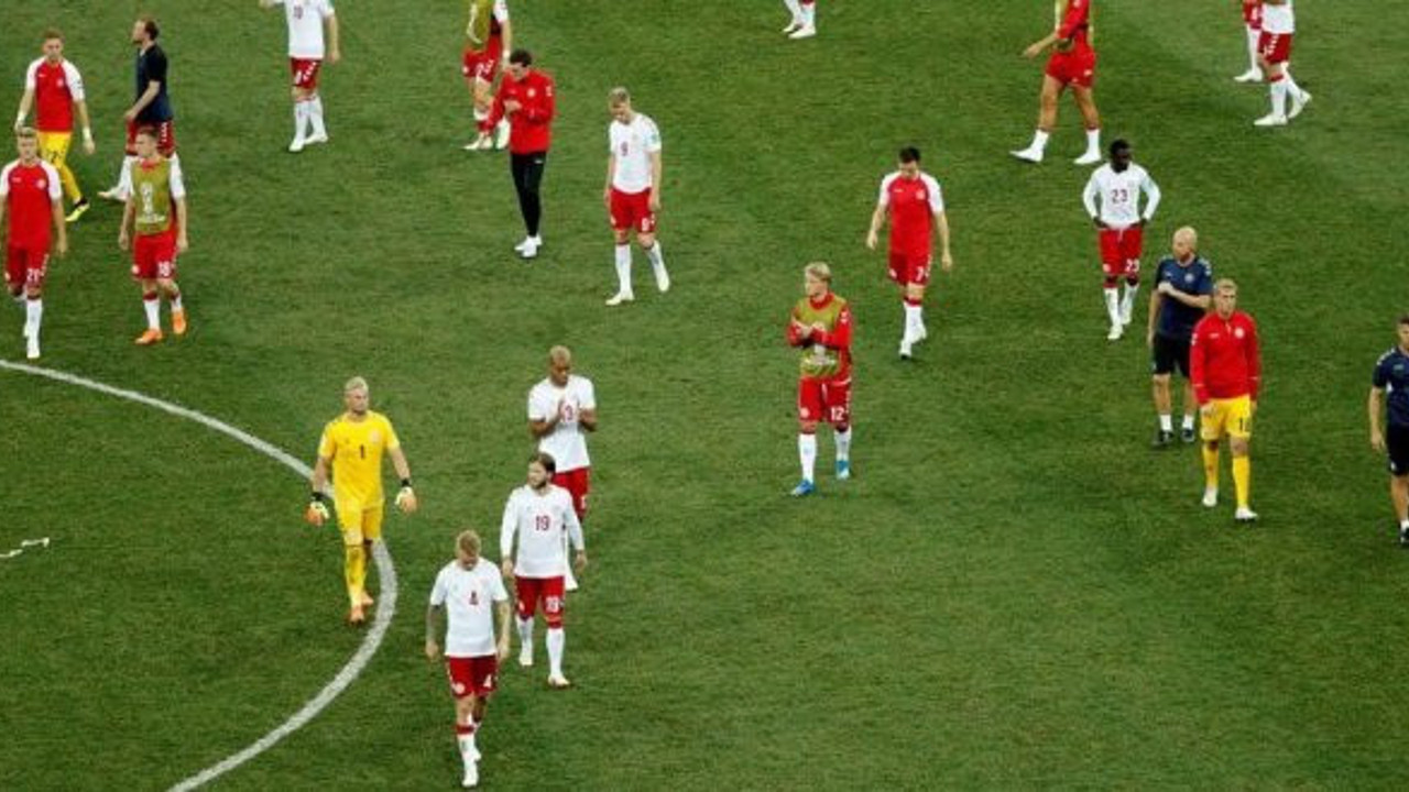 Danimarka’da milli oyuncular kampı terk etti