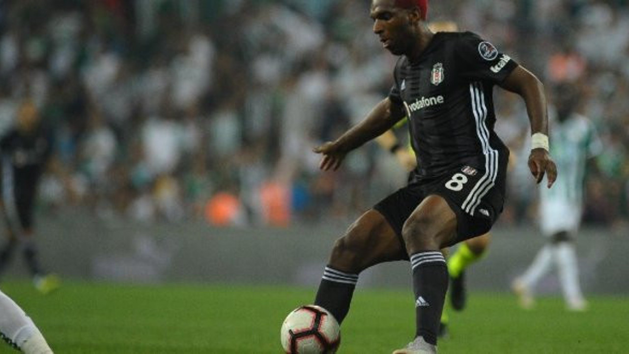 Babel takımda kalacak