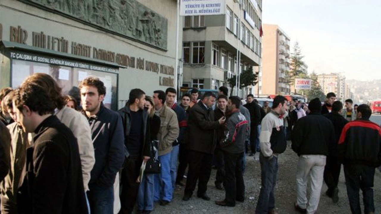 Kayıtlı işsiz sayısı 200 bin kişi arttı