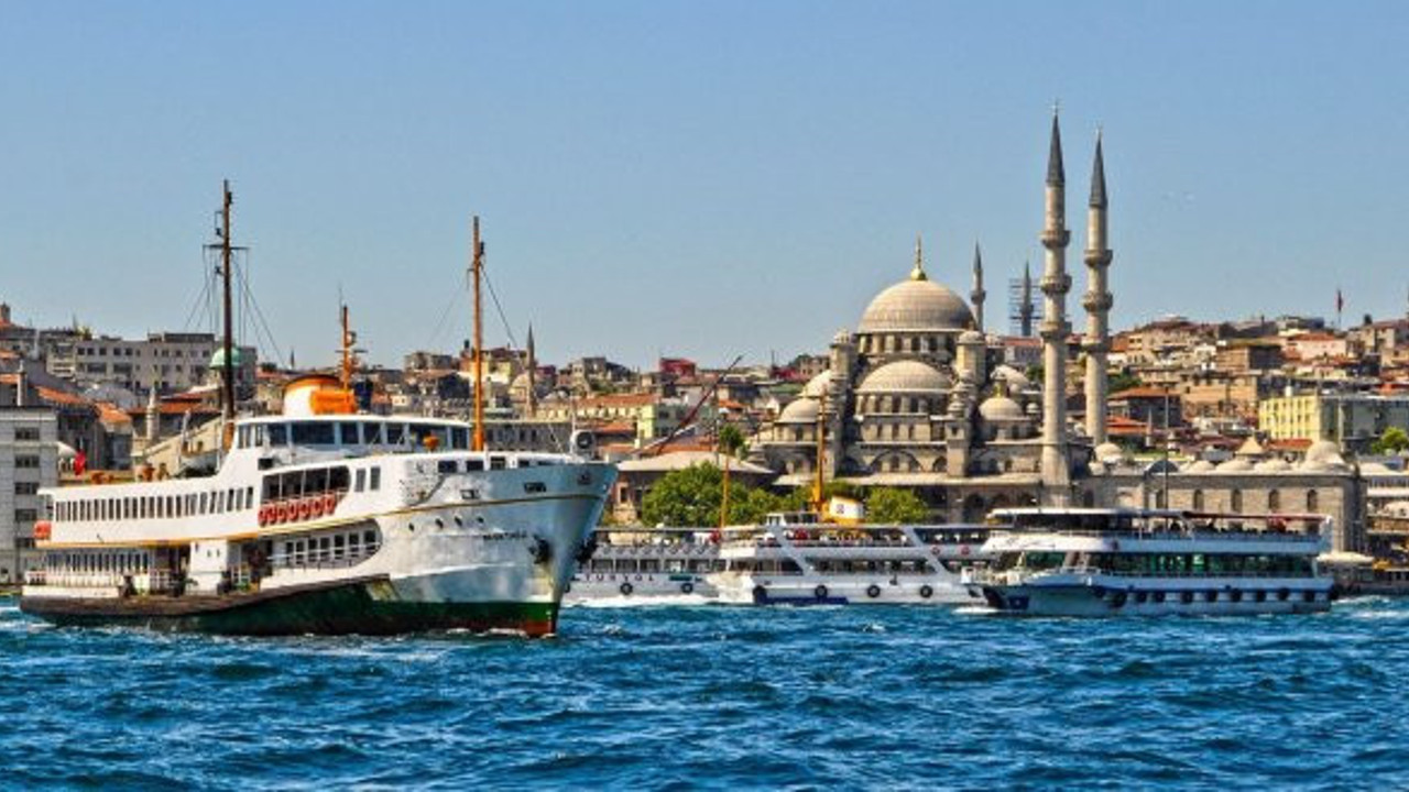 “İstanbul’da birçok belediye borç batağında”