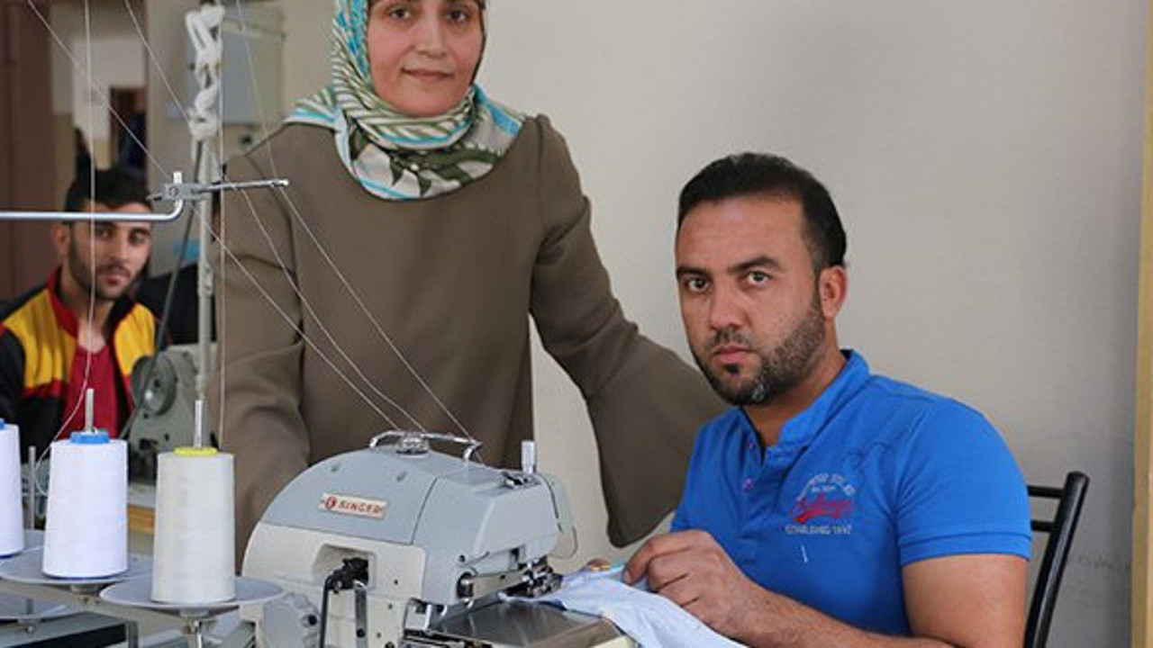 Suriyeliler için meslek edindirme kursu açıldı