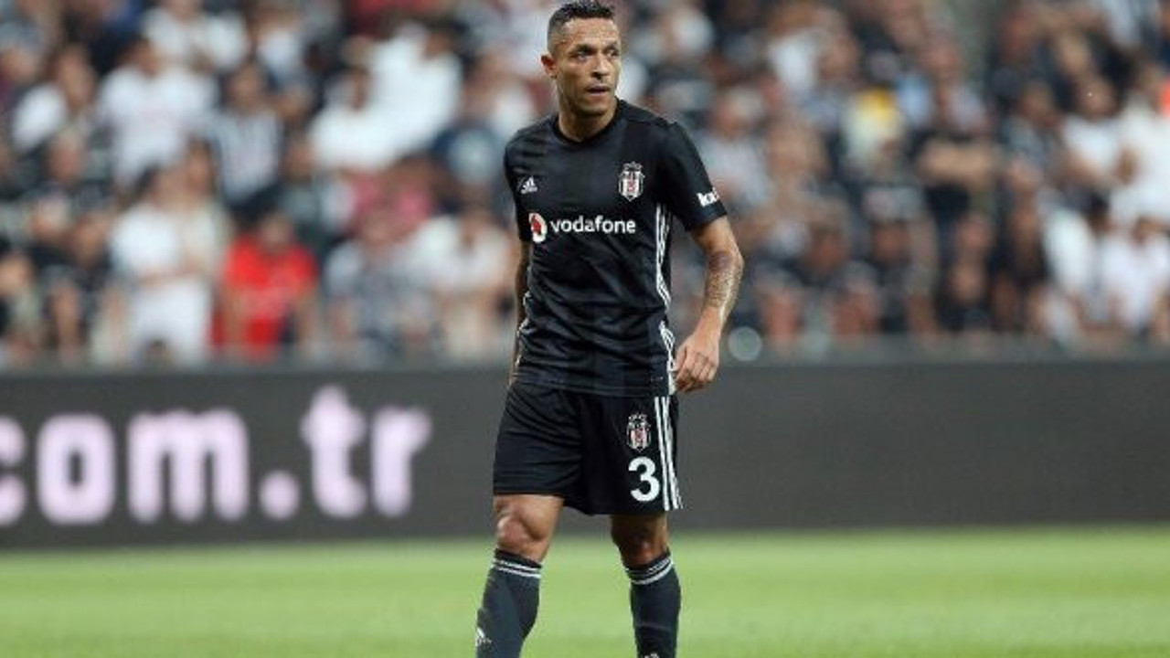 Adriano’ya Japonya’dan talip çıktı