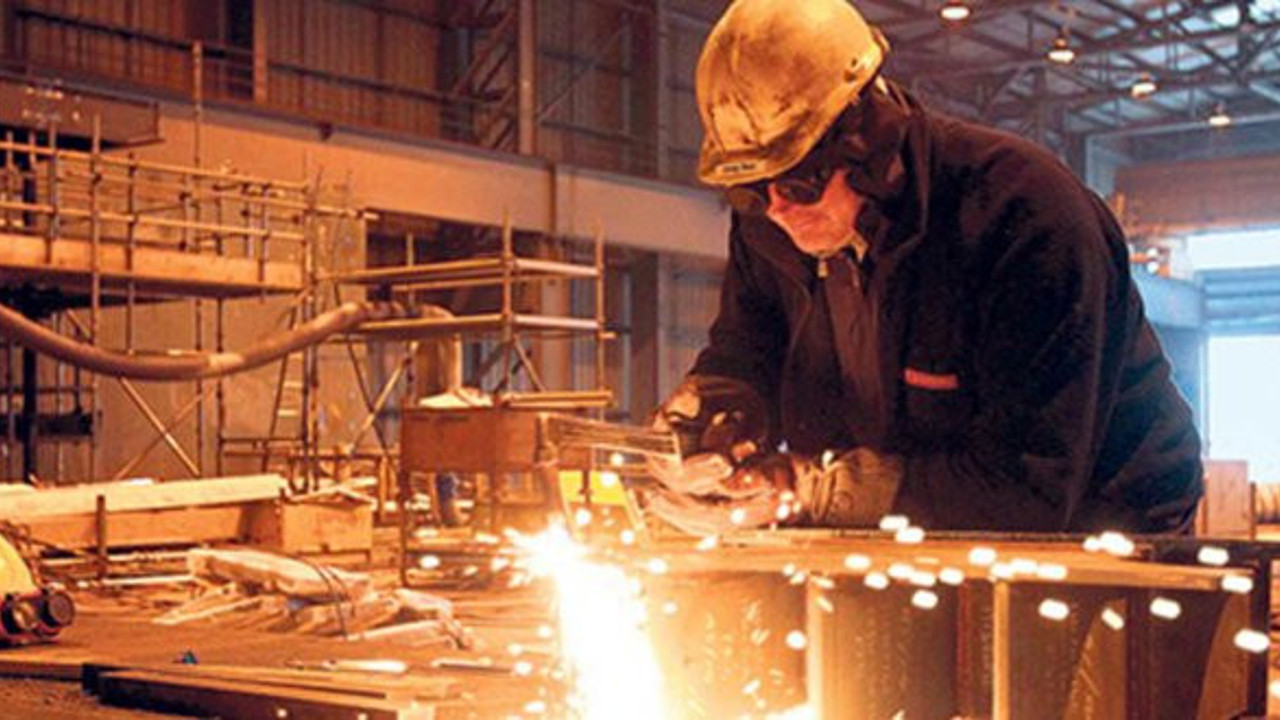 Kamu yatırımları azalıyor, işsizlik artıyor