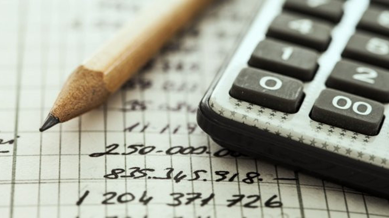 CHP'li Abdüllatif Şener: "Ekonomi faiz ödeme bütçesine dönüştü"