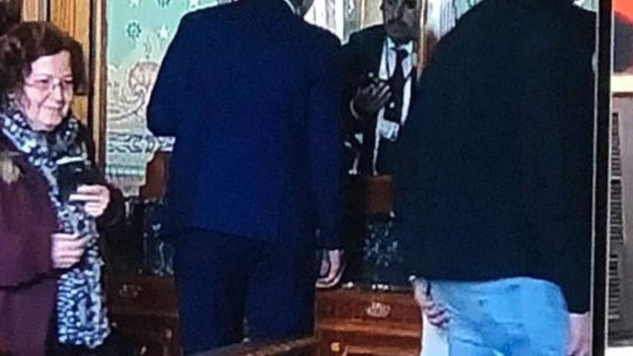 Dolmabahçe Sarayı’ndaki anma töreninde dikkat çeken ayrıntı