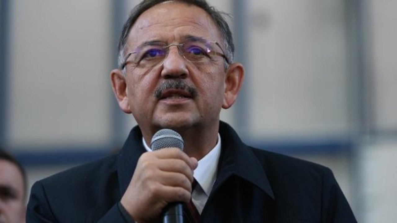 AKP'li Özhaseki: "Binlerce ton kirli kağıt ithal ediyoruz"